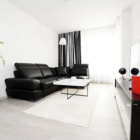 아파트 Apartament Solna 105 *