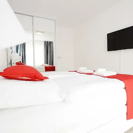 아파트 Apartament Solna 105 코워브제크